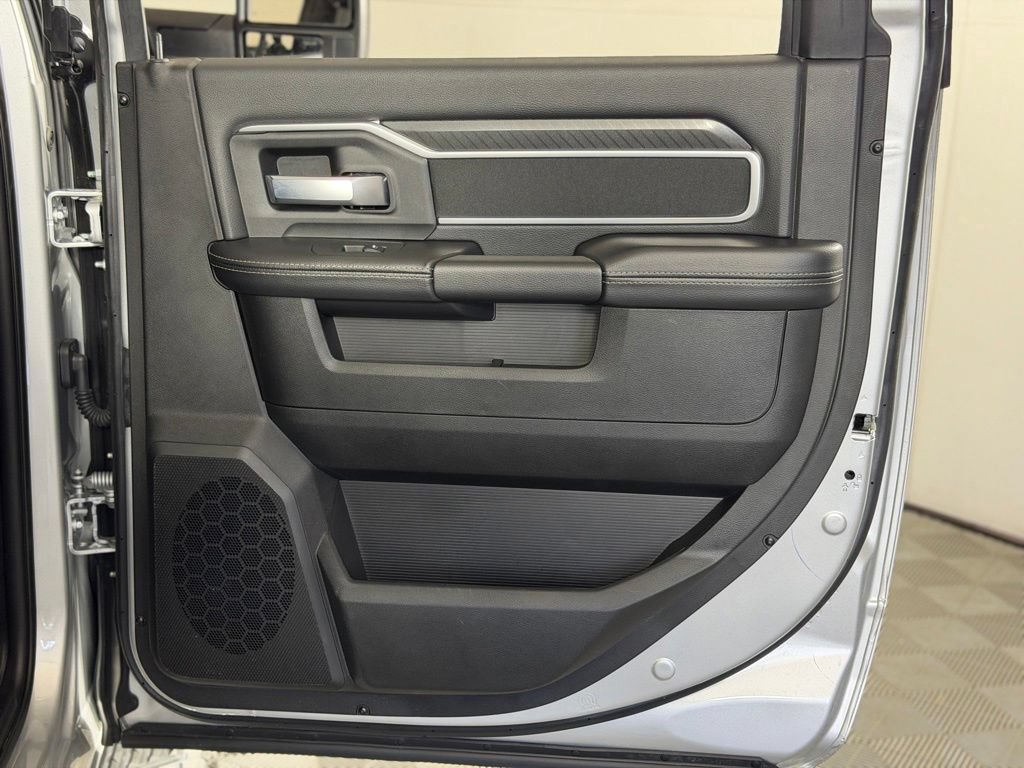 Certified 2026 RAM 2500 Big Horn AWD/4WD image 36