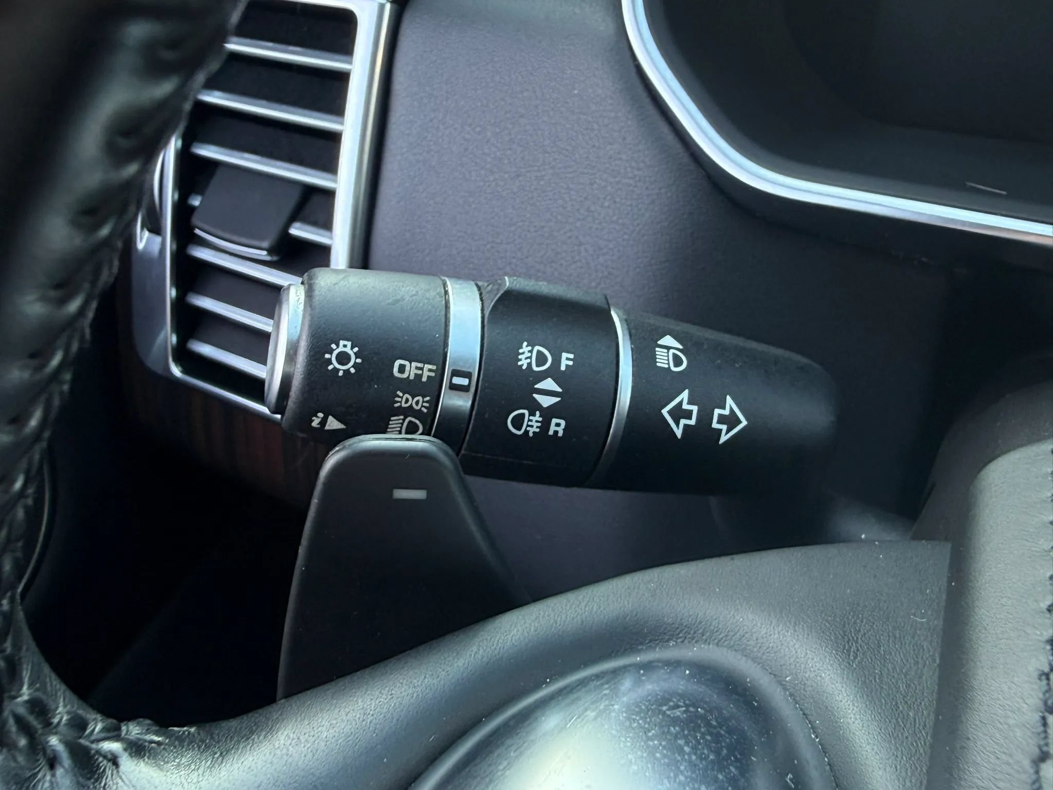 Used 2015 Land Rover Range Rover AWD/4WD image 55