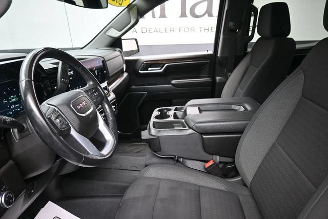 Used 2022 GMC Sierra 1500 SLE AWD/4WD image 16