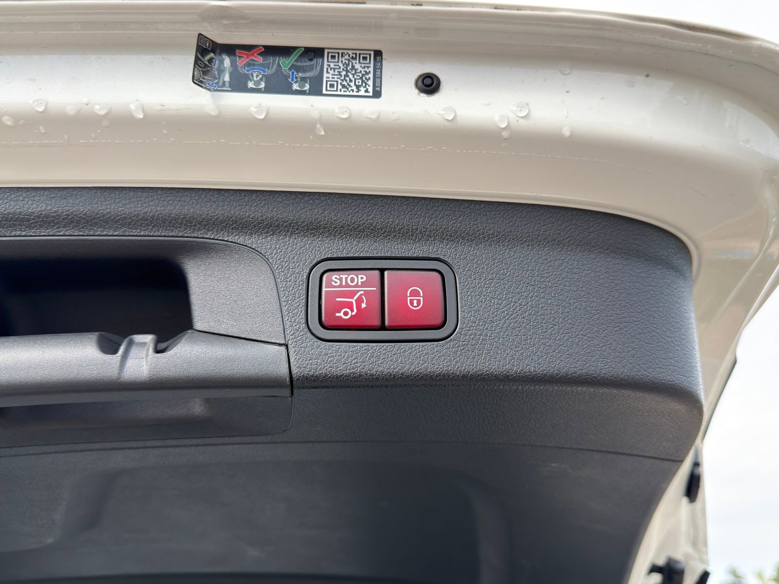 Certified 2022 Mercedes-Benz GLE 350 4MATIC image 18