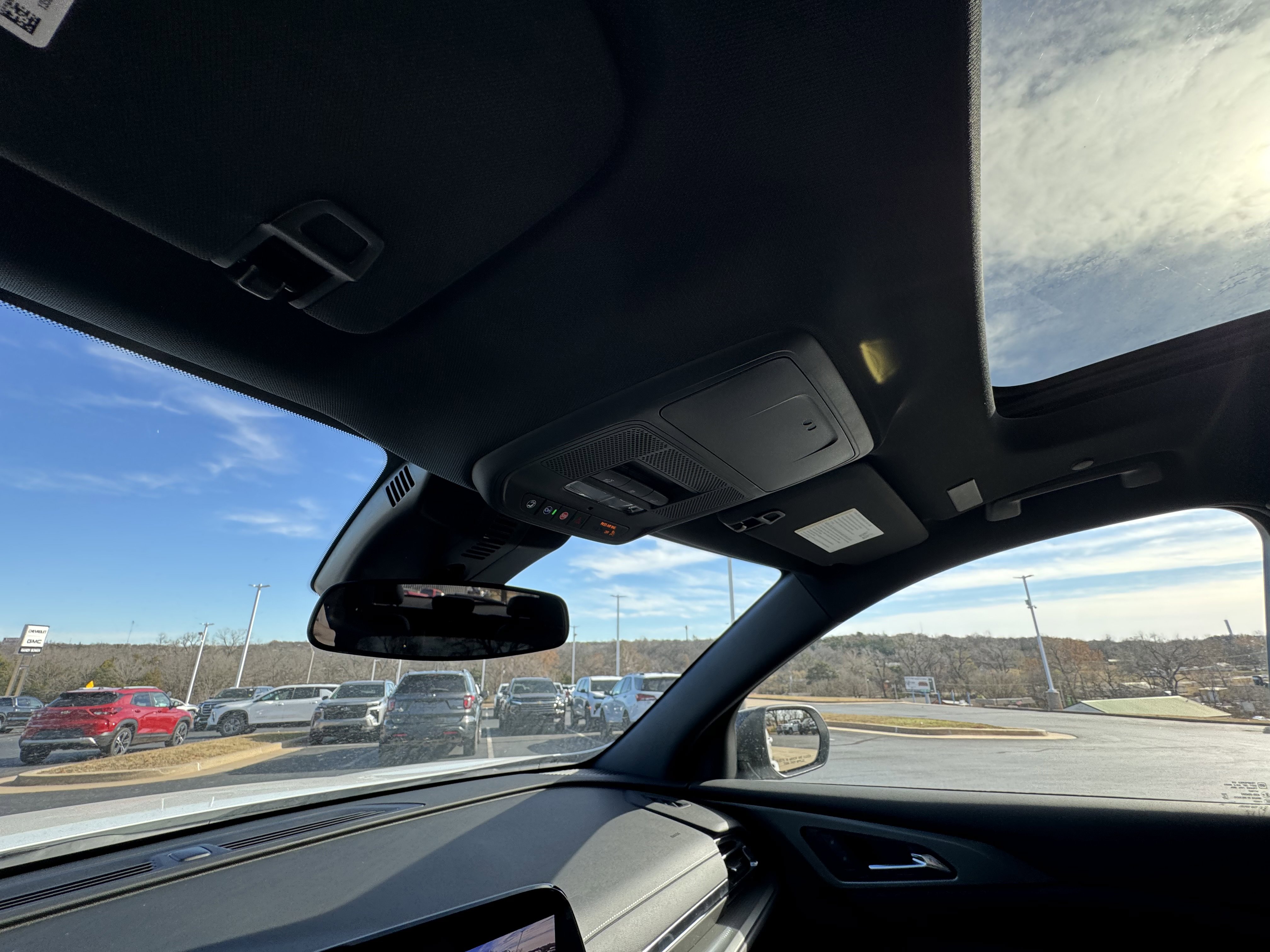 New 2026 Chevrolet Traverse LT w/ Sun and Wheel Package image 21