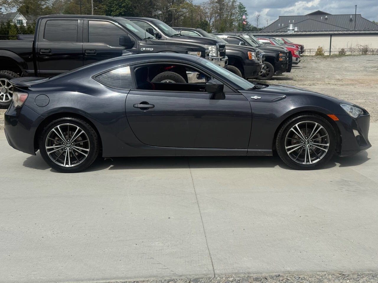 Used 2015 Scion FR-S image 8