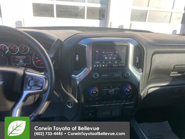 Used 2022 Chevrolet Silverado 1500 LT Trail Boss w/ LT Trail Boss Premium Package image 17