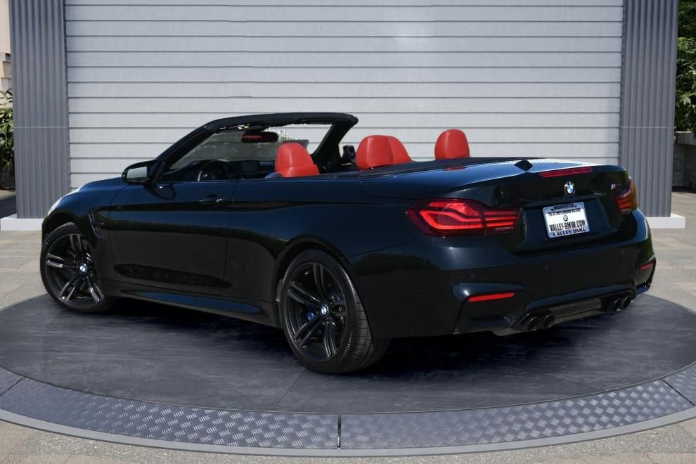 Used 2020 BMW M4 Convertible w/ Competition Package image 5