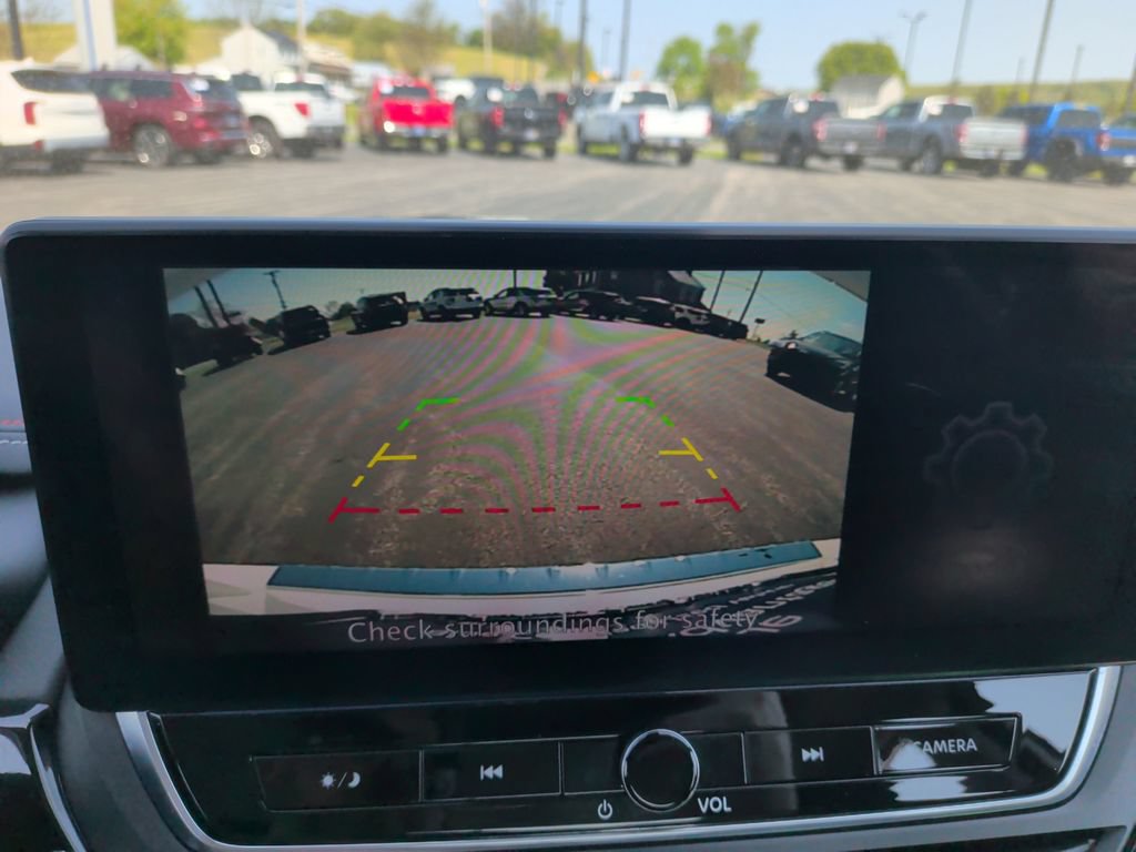 Used 2023 Nissan Altima 2.5 SR w/ SR Premium Package AWD/4WD image 14