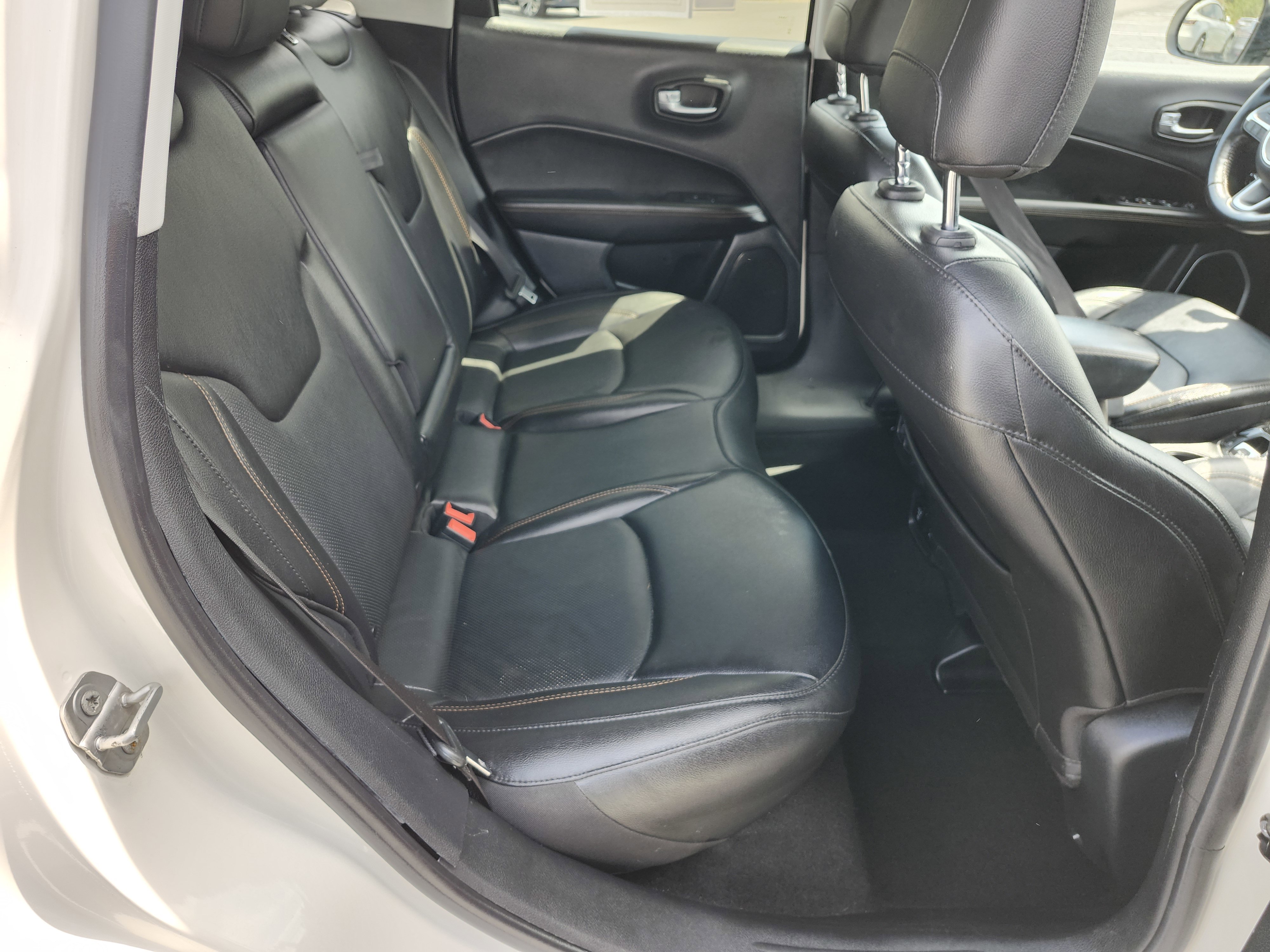Used 2021 Jeep Compass Limited AWD/4WD image 19