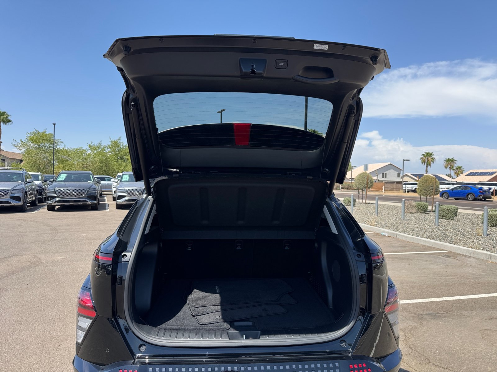 Used 2024 Hyundai Kona Limited FWD image 34