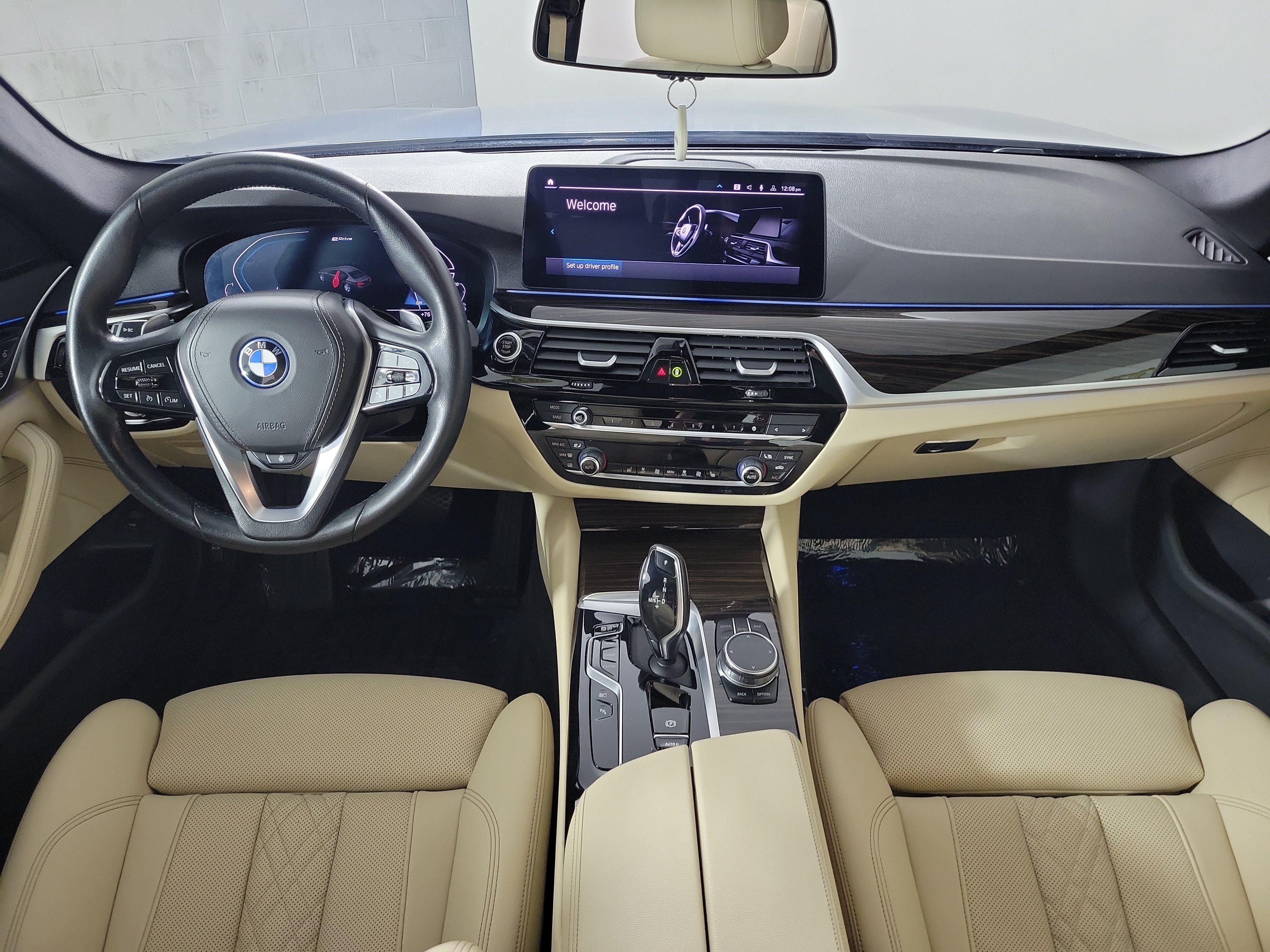 Certified 2023 BMW 530e xDrive w/ Convenience Package AWD/4WD image 11