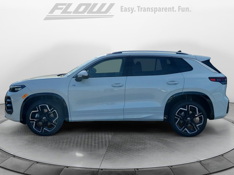 New 2026 Volkswagen Tiguan SEL R-Line image 4