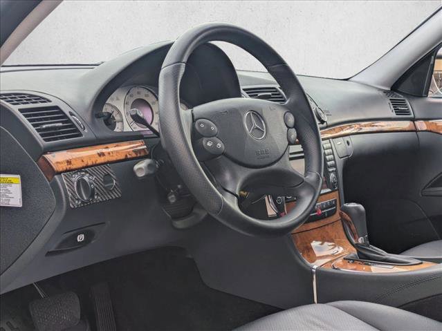 Used 2009 Mercedes-Benz E 350 Sedan image 11