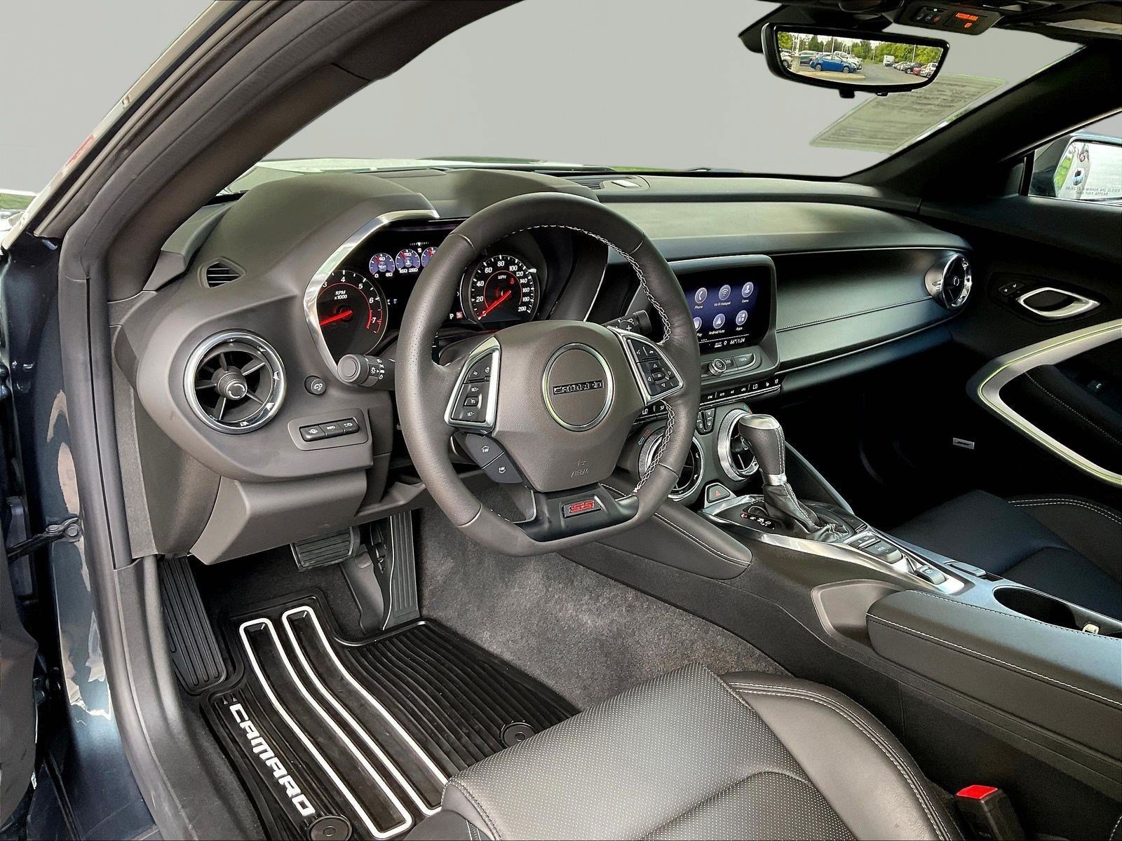 Used 2019 Chevrolet Camaro SS RWD image 15
