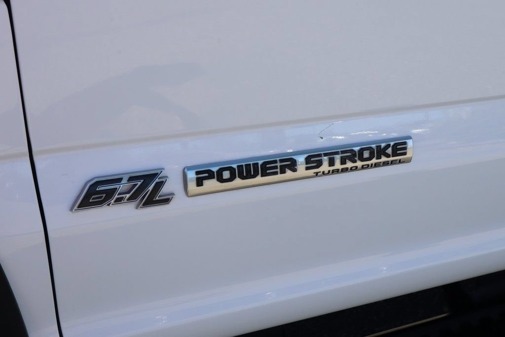 Used 2022 Ford F550 2WD Crew Cab Super Duty w/ Power Equipment Group image 54
