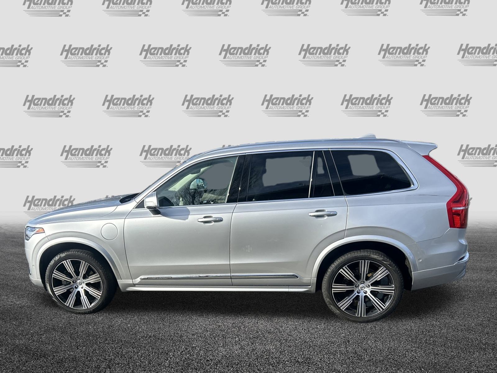 Used 2022 Volvo XC90 T8 Inscription w/ Advanced Package image 7