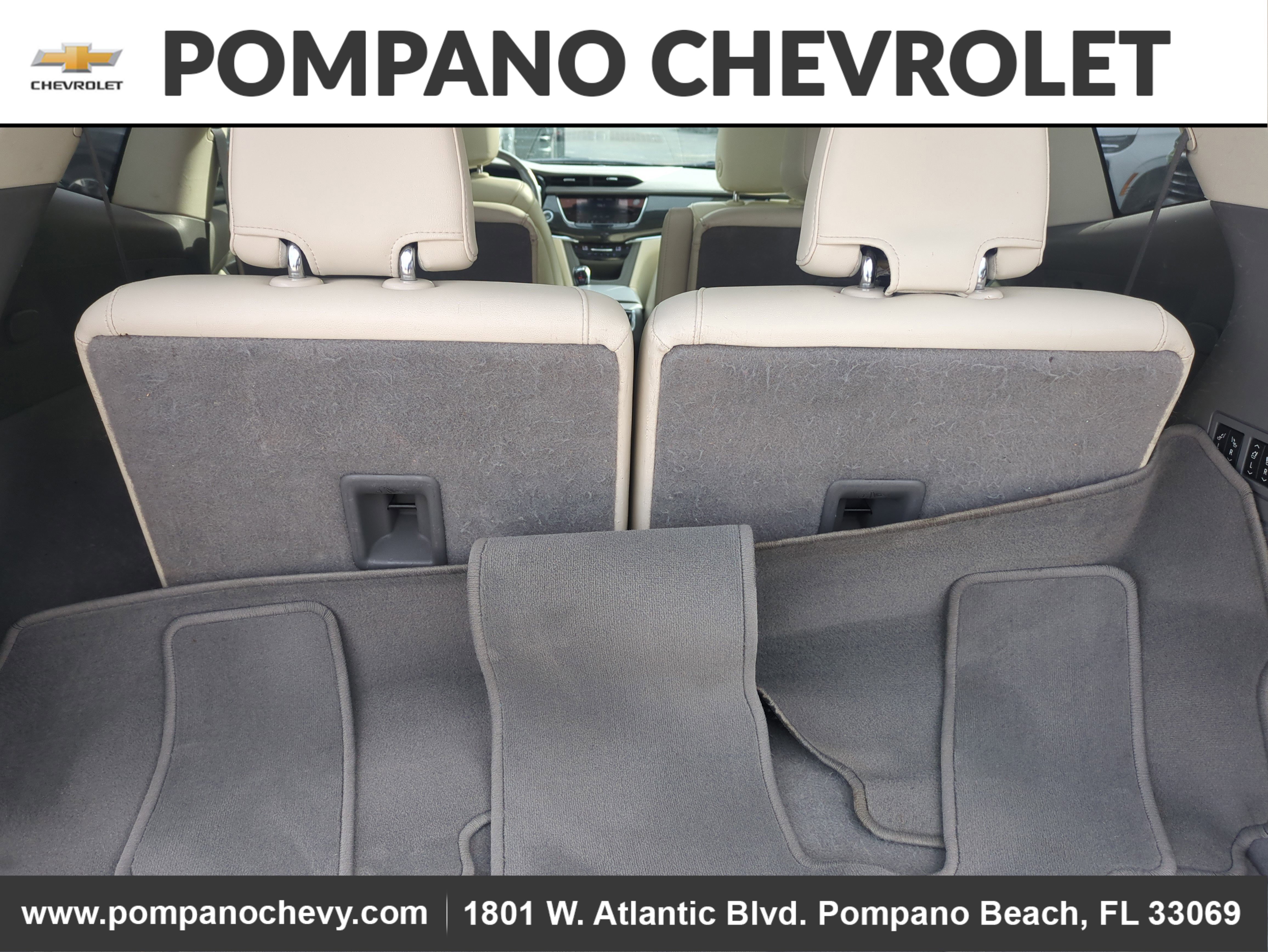 Used 2021 Cadillac XT6 Premium Luxury image 12