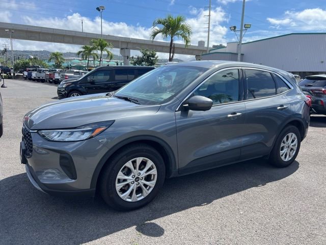 Used 2024 Ford Escape Active w/ Tech Pack #2 FWD image 3