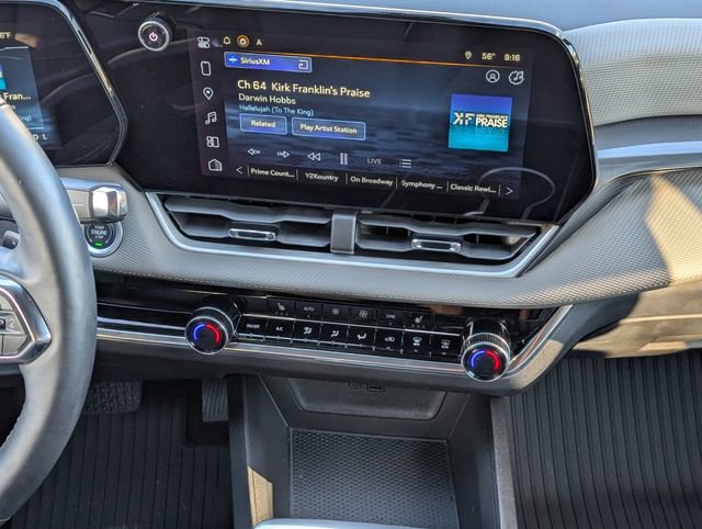 Used 2025 Chevrolet Equinox LT w/ Convenience Package II image 7