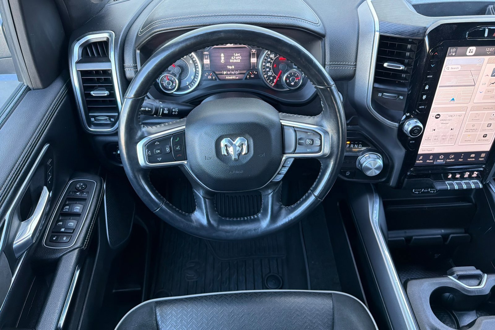 Used 2023 RAM 1500 Laramie image 13