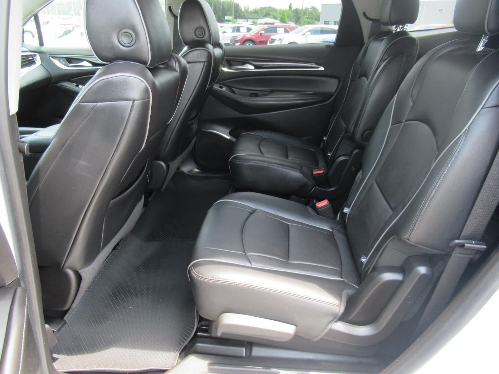 Used 2019 Buick Enclave Avenir w/ Avenir Technology Package FWD image 37