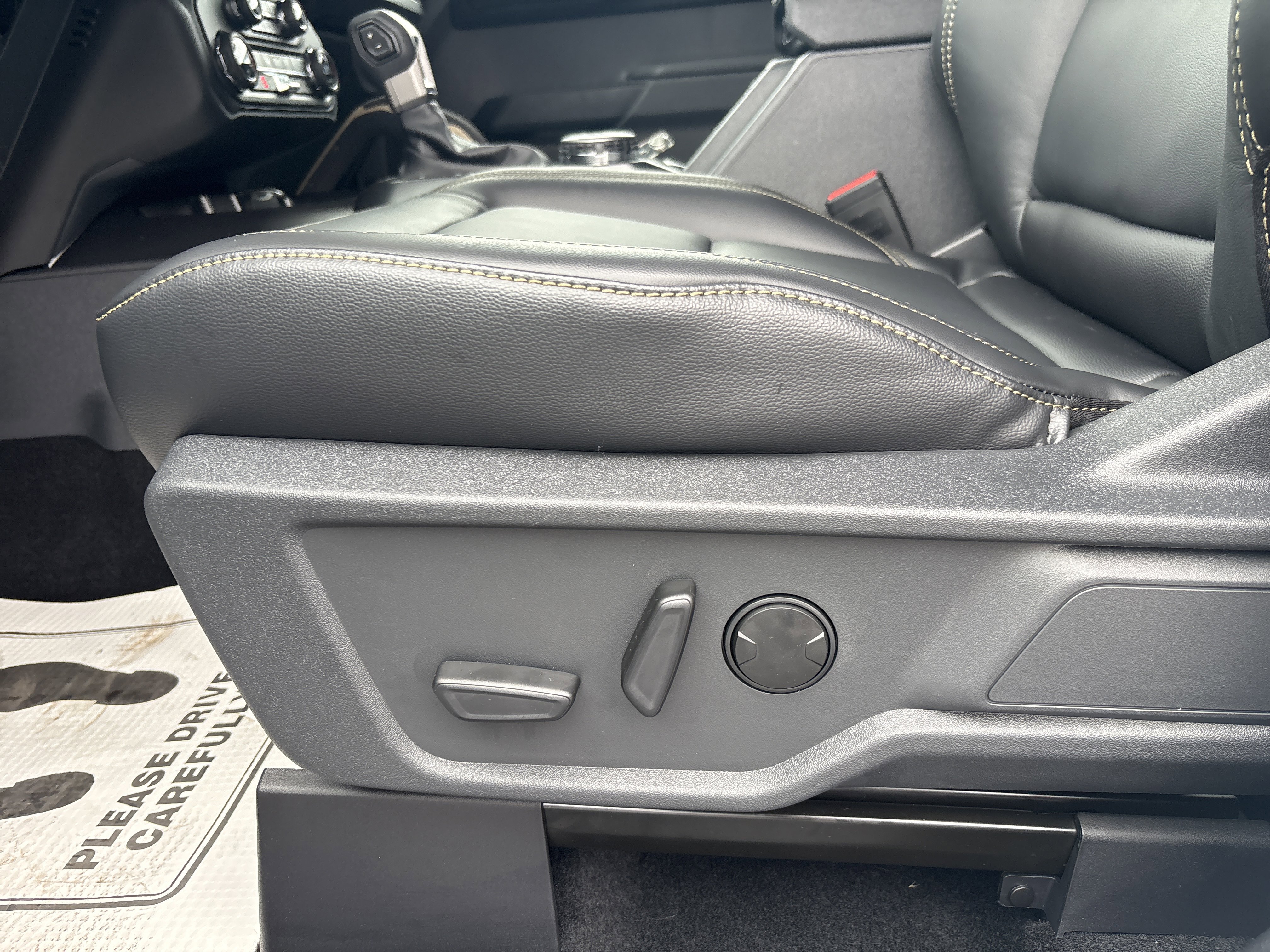 New 2026 Ford Bronco Badlands image 17