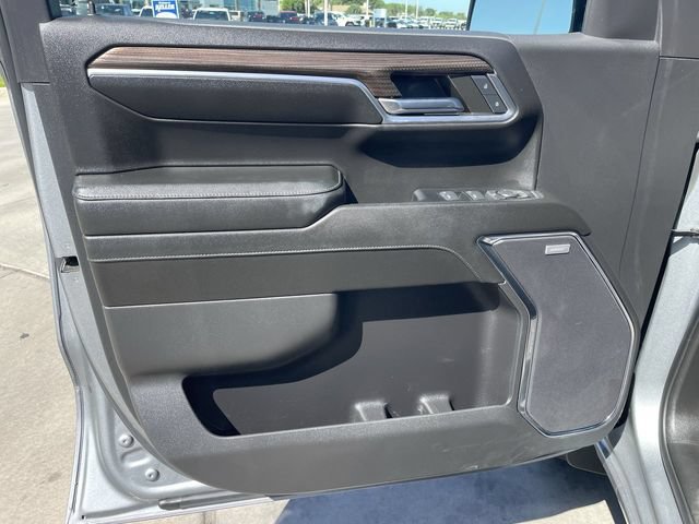 Used 2024 Chevrolet Silverado 1500 LT Trail Boss w/ LT Trail Boss Premium Package AWD/4WD image 21