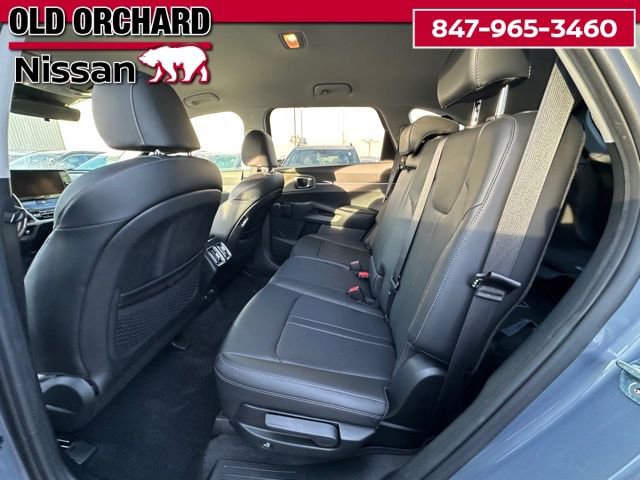 Used 2023 Kia Sorento S image 15