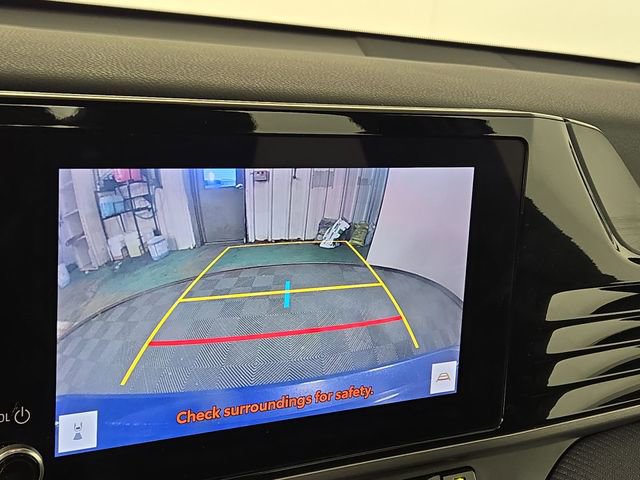 Used 2025 Toyota Camry SE image 18