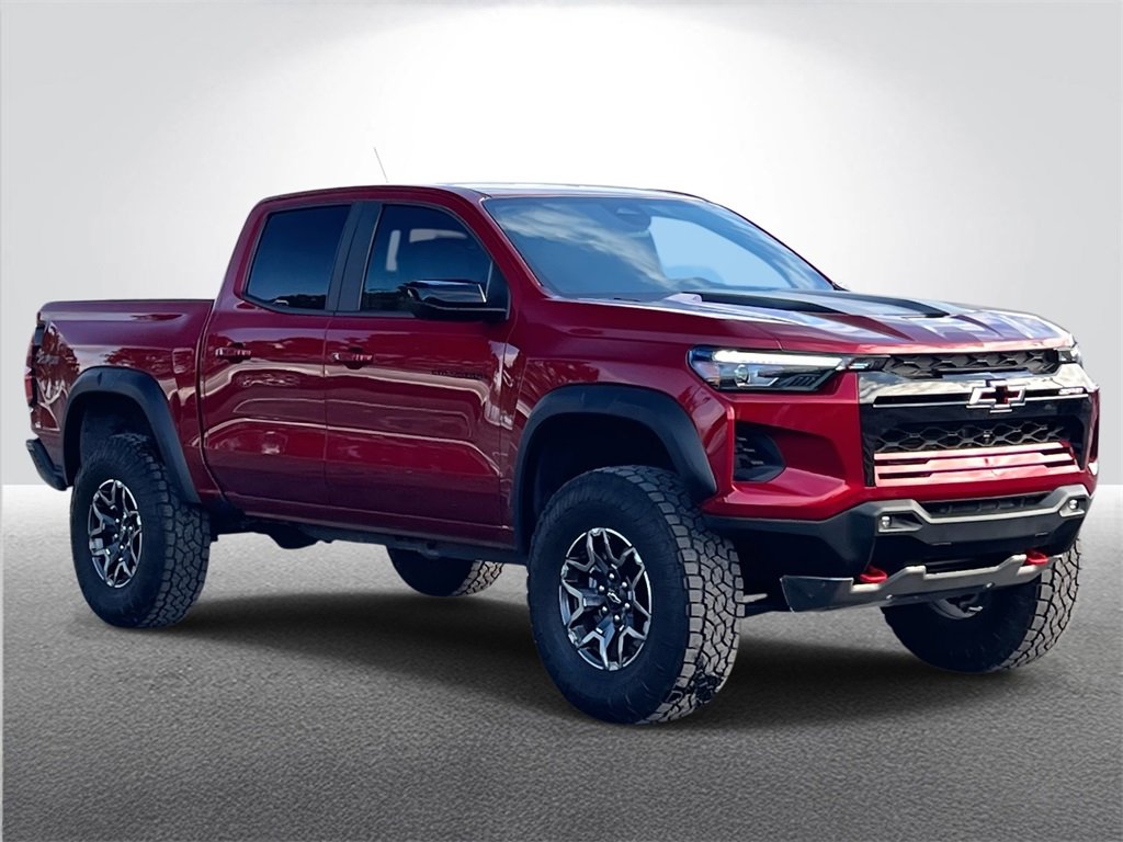 Certified 2024 Chevrolet Colorado ZR2 w/ ZR2 Convenience Package III image 7