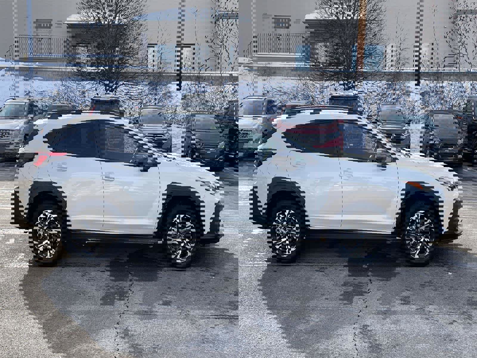 Used 2025 Subaru Crosstrek 2.0i Premium image 6