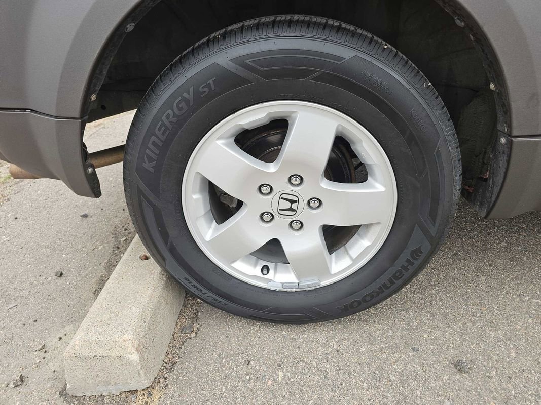 Used 2004 Honda Element EX image 28