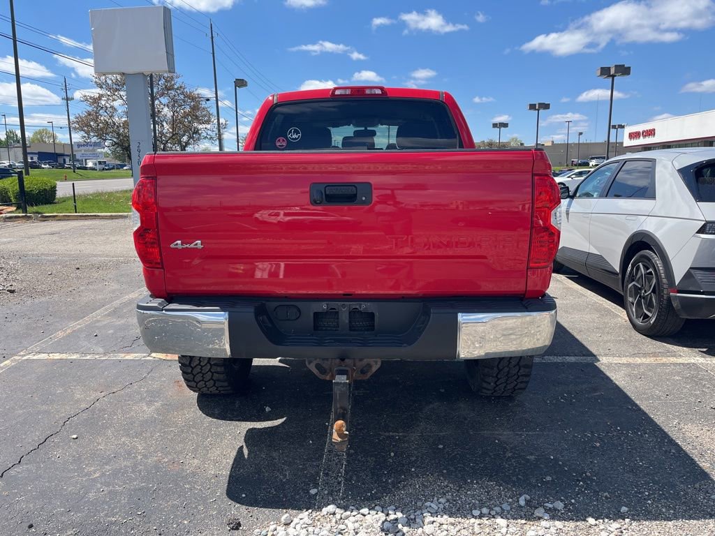 Used 2015 Toyota Tundra SR5 w/ SR5 Upgrade Package AWD/4WD image 5