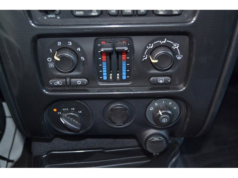 Used 2007 GMC Envoy SLE AWD/4WD image 19