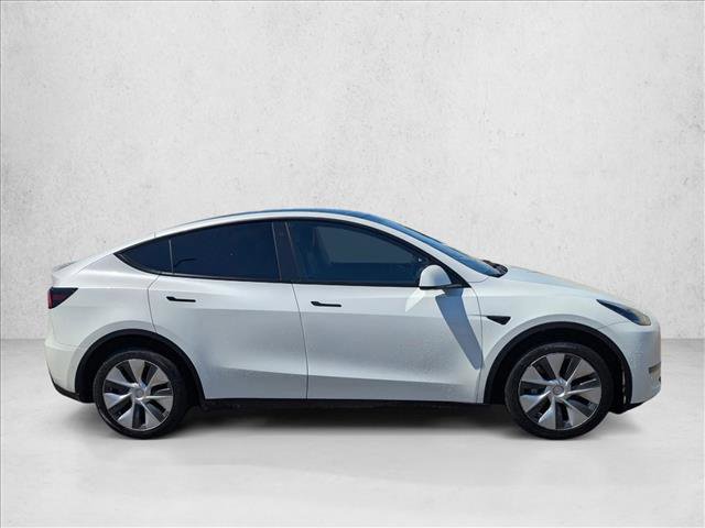 Used 2022 Tesla Model Y Long Range AWD/4WD image 4