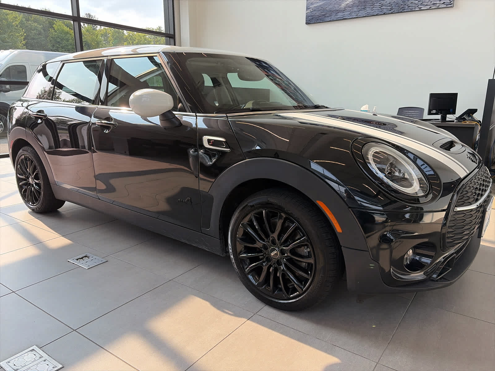 Used 2024 MINI Cooper Clubman S AWD/4WD image 3