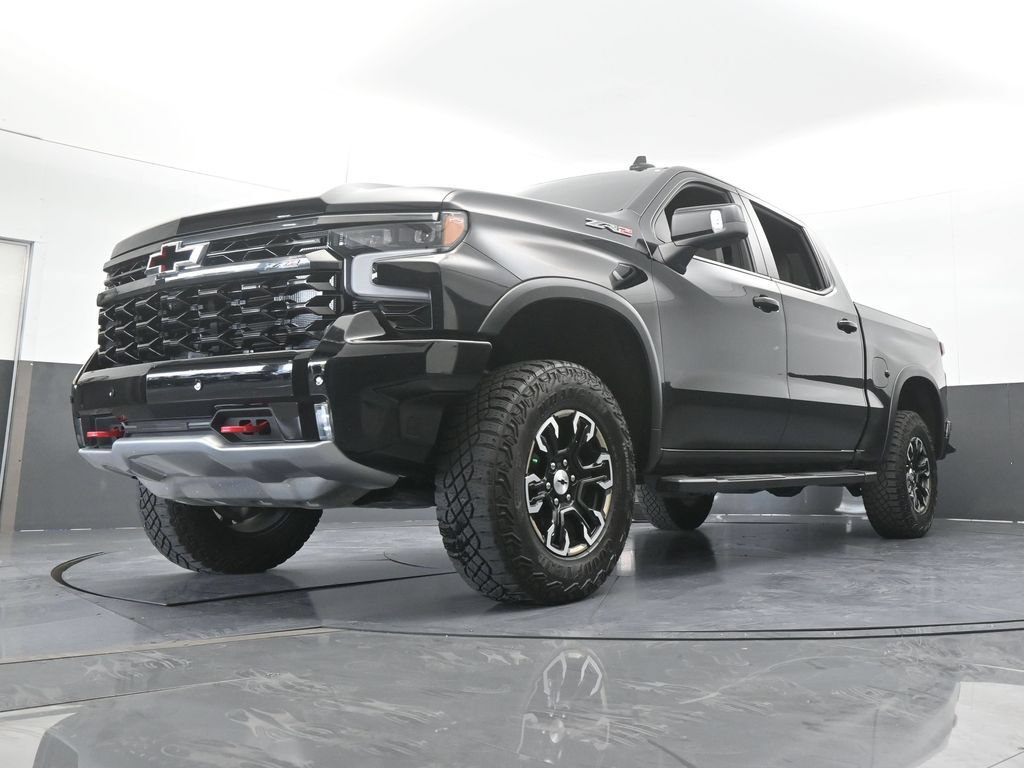 Used 2025 Chevrolet Silverado 1500 ZR2 w/ Technology Package AWD/4WD image 67