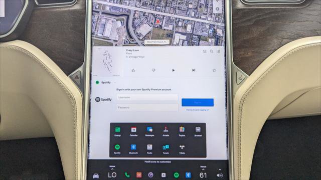 Used 2017 Tesla Model X 75D image 26