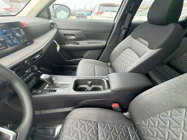 New 2026 Nissan Kicks SV w/ SV Premium Package AWD/4WD image 20