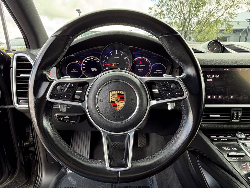 Used 2021 Porsche Cayenne image 25