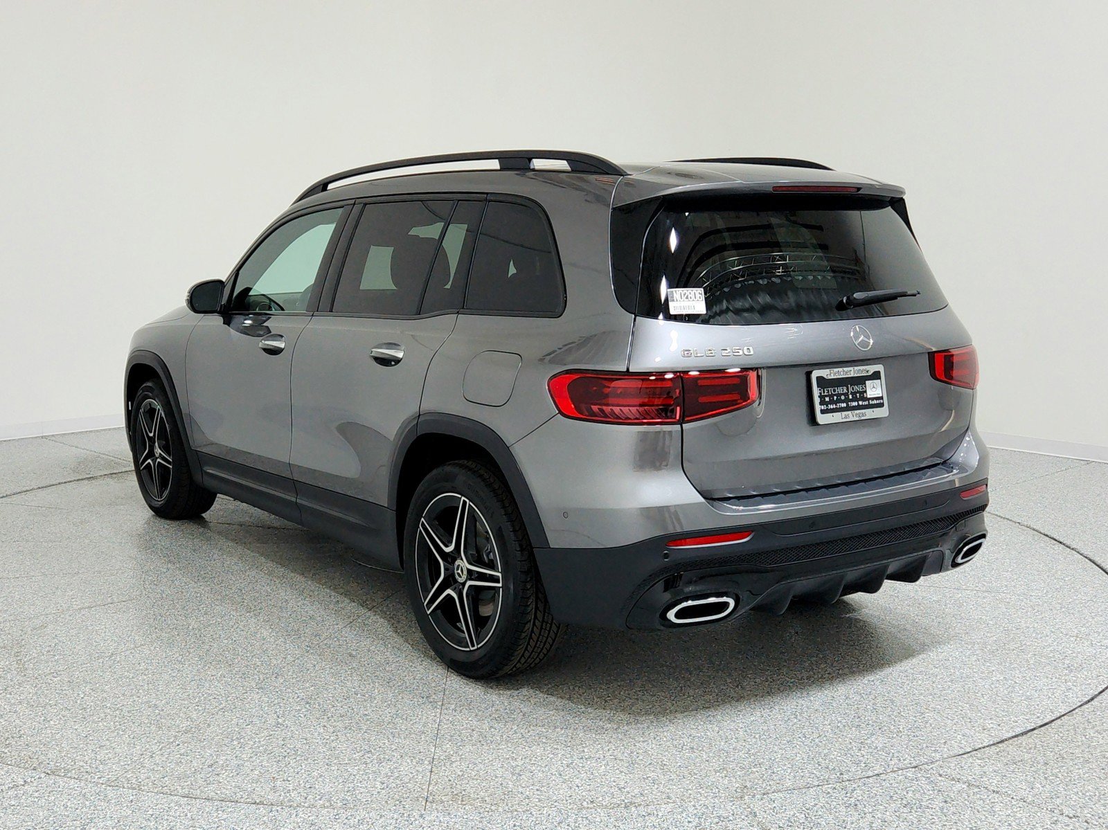 New 2026 Mercedes-Benz GLB 250 image 9