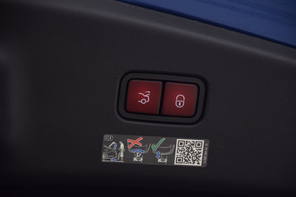 Certified 2024 Mercedes-Benz CLE 300 4MATIC Coupe image 30