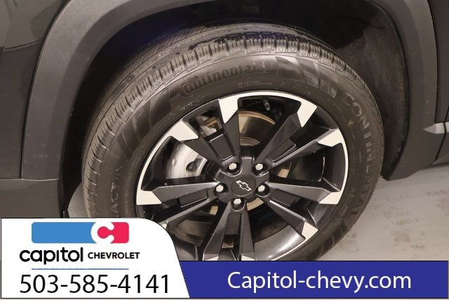 Used 2025 Chevrolet Equinox RS AWD/4WD image 9