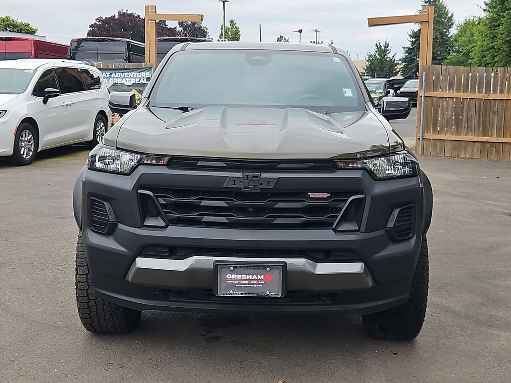 Used 2025 Chevrolet Colorado Trail Boss AWD/4WD image 2