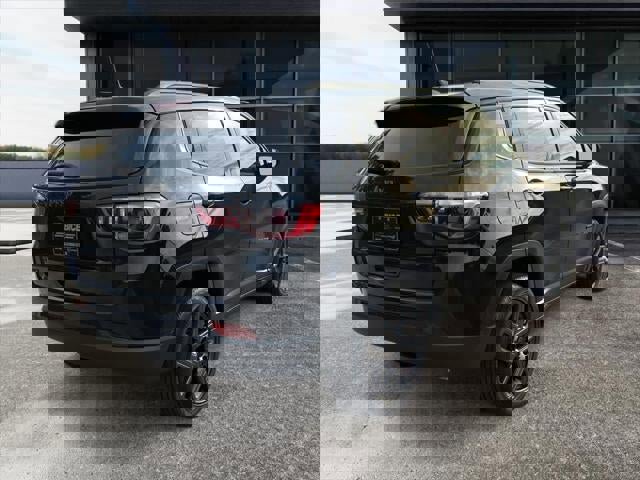 New 2026 Jeep Compass Latitude image 25