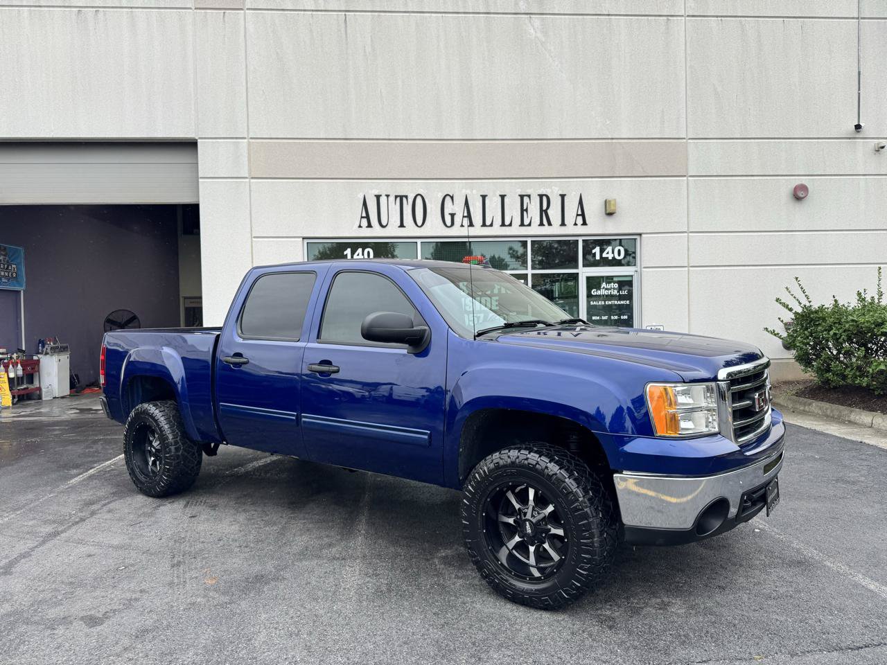 Used 2013 GMC Sierra 1500 SLE w/ Power Tech Package AWD/4WD image 3
