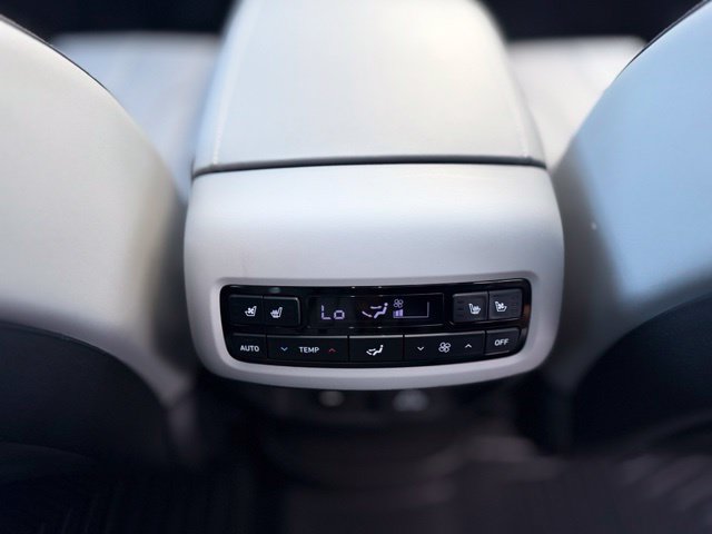 Used 2023 Hyundai Palisade SEL AWD/4WD image 28