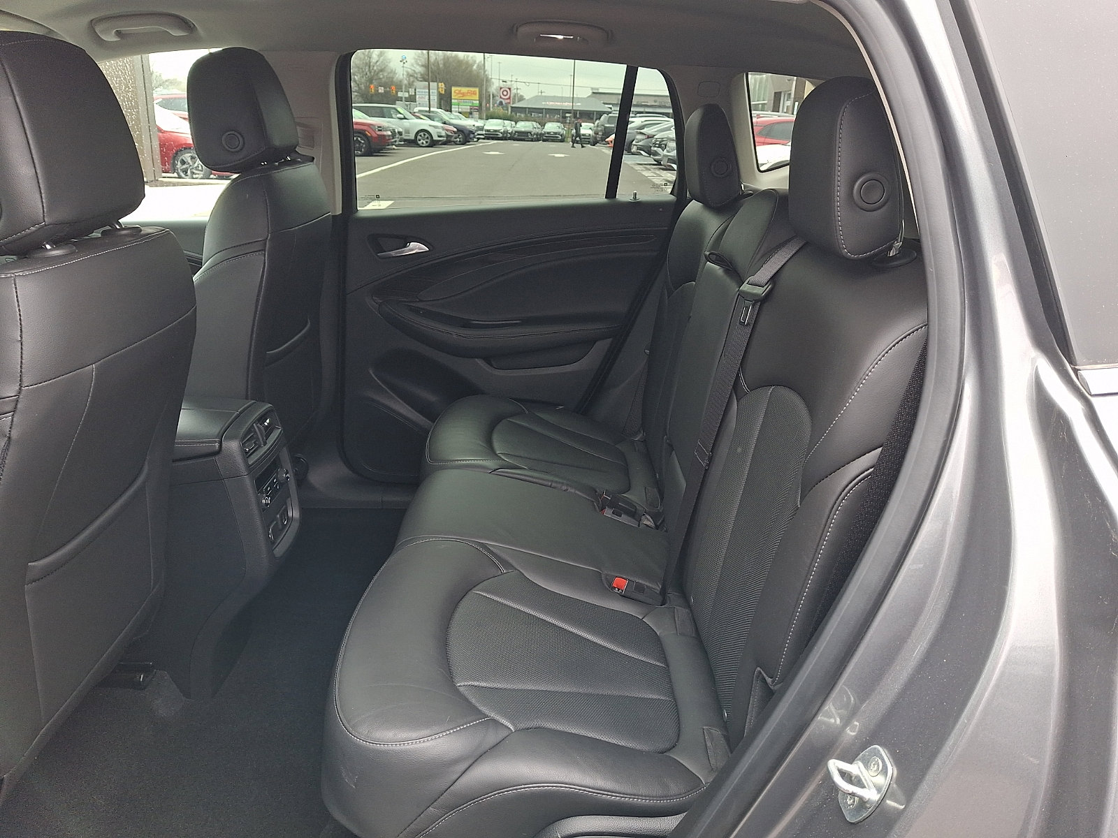Used 2020 Buick Envision Essence image 10