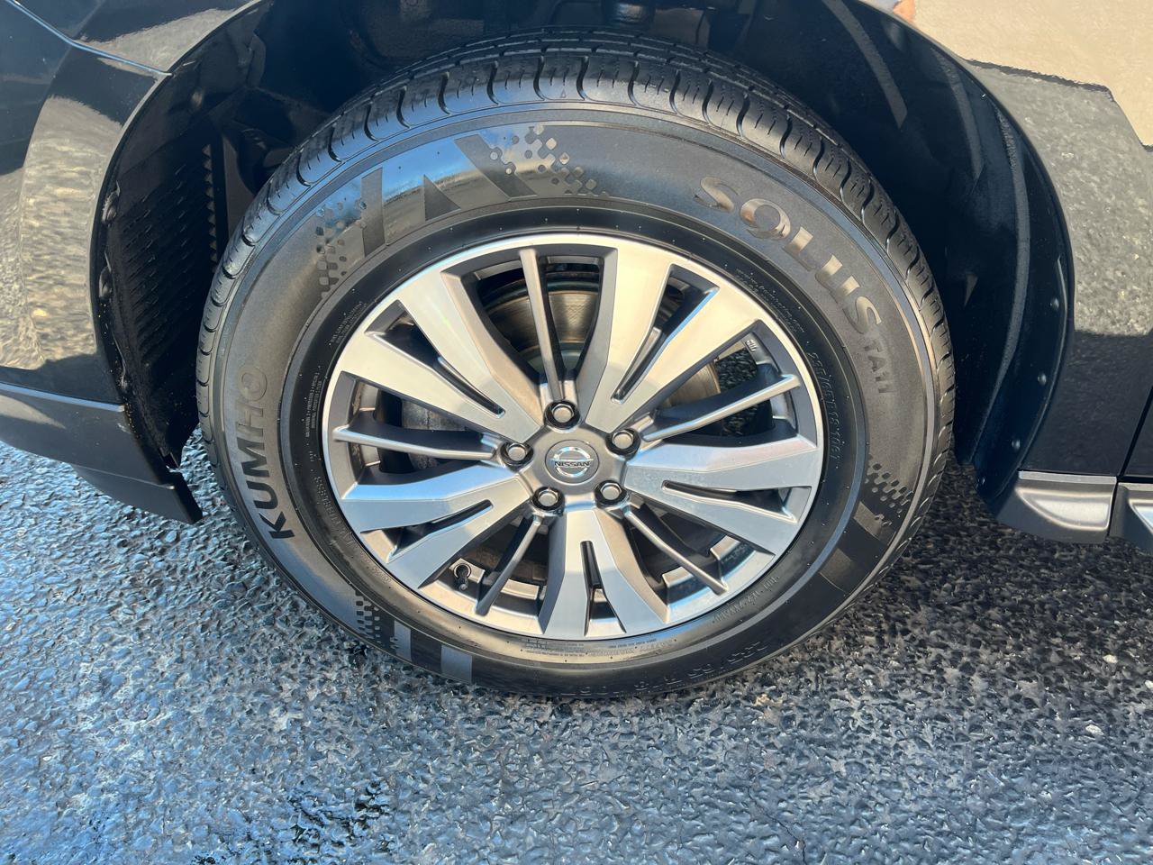 Used 2019 Nissan Pathfinder SL AWD/4WD image 15