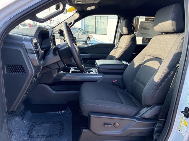 New 2025 Ford F150 XLT w/ Equipment Group 301A Standard image 18