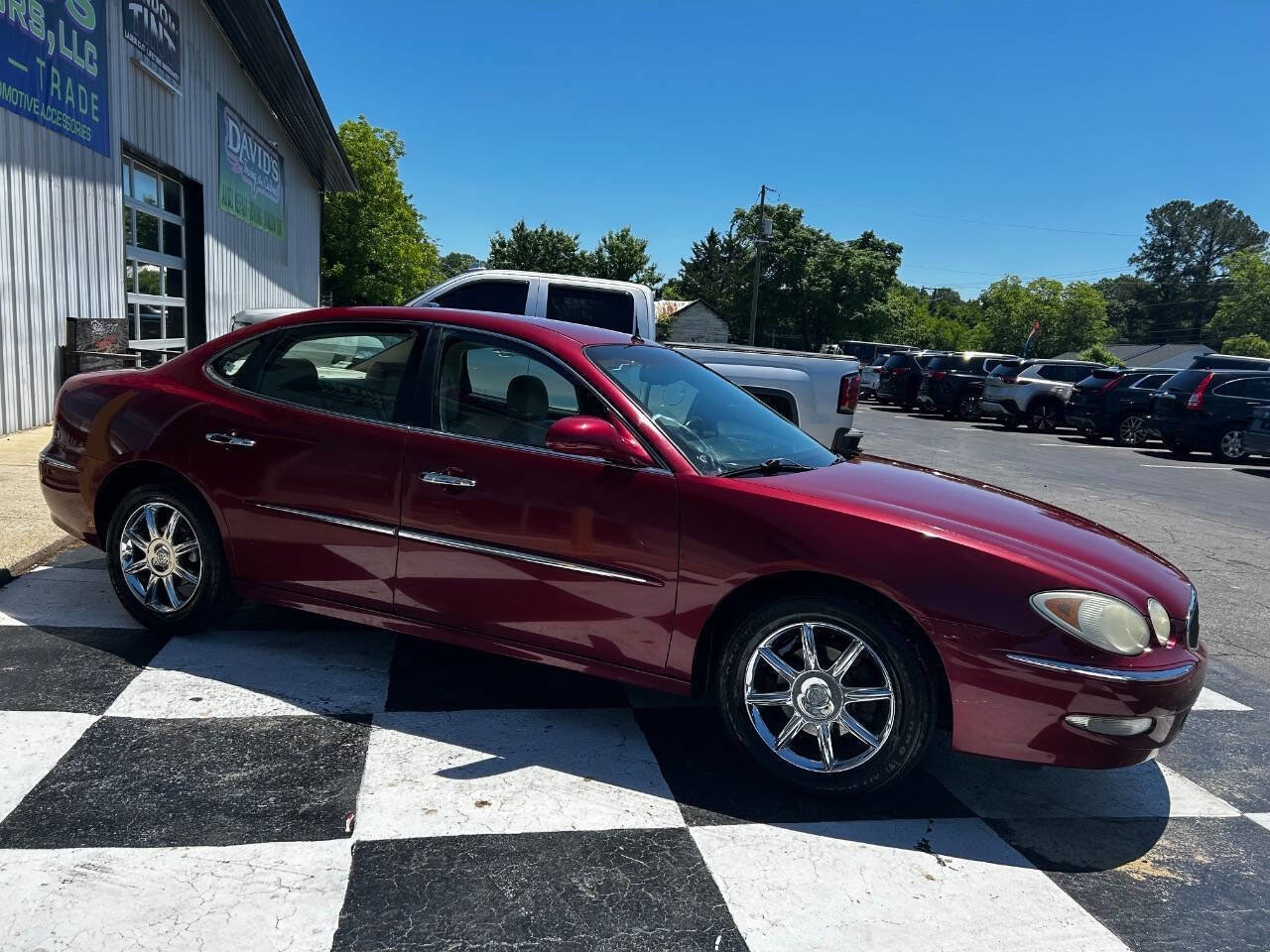 Used 2005 Buick LaCrosse CXS w/ Gold Convenience Package FWD image 4