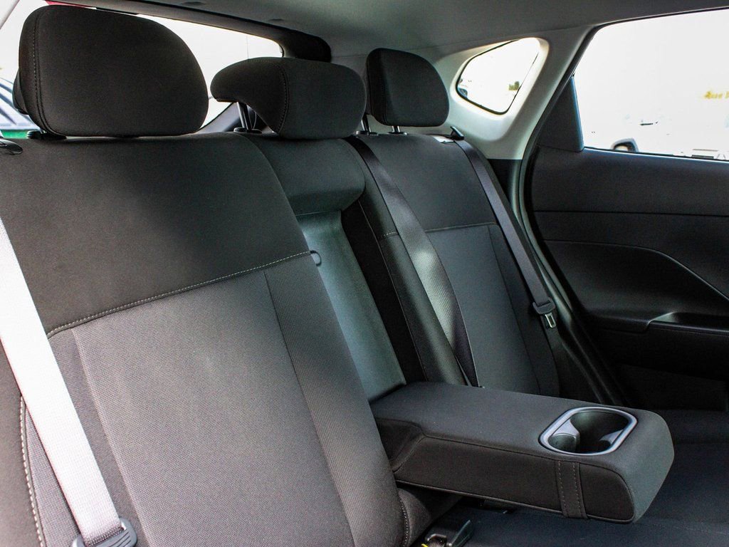 Used 2025 Hyundai Kona SEL image 38