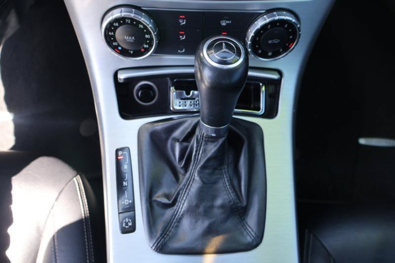 Used 2013 Mercedes-Benz SLK 250 w/ Premium I Pkg image 18
